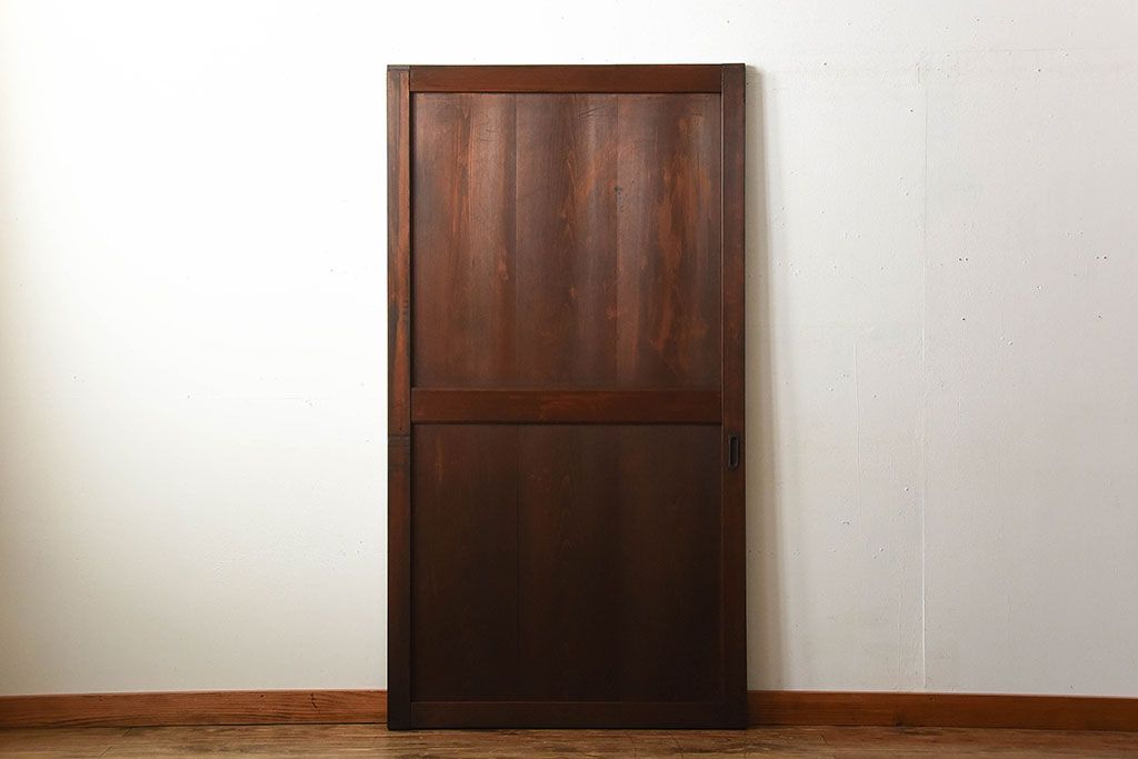 古民具・骨董　古いナチュラルな木味のアンティーク帯戸