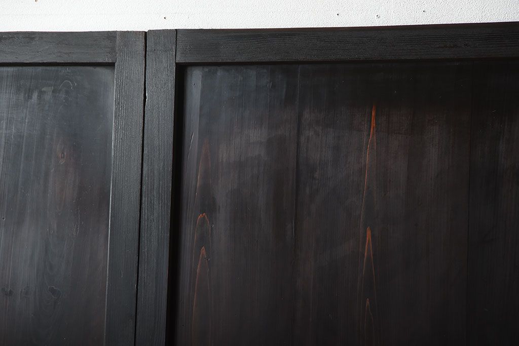 古民具・骨董　深い色味が風味溢れるアンティーク格子帯戸4枚セット(1)