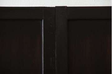 古民具・骨董　深い色味が風味溢れるアンティーク格子帯戸4枚セット(1)