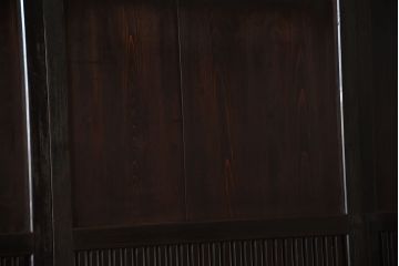 古民具・骨董　深い色味が風味溢れるアンティーク格子帯戸4枚セット(1)