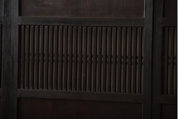 古民具・骨董　深い色味が風味溢れるアンティーク格子帯戸4枚セット(1)