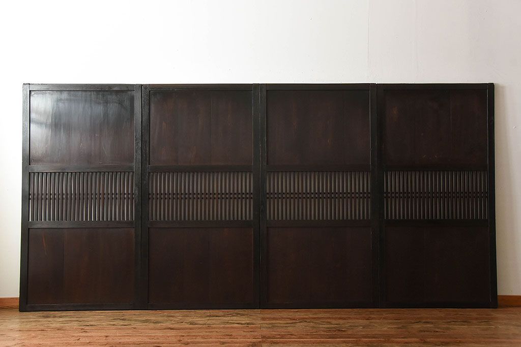 古民具・骨董　深い色味が風味溢れるアンティーク格子帯戸4枚セット(1)