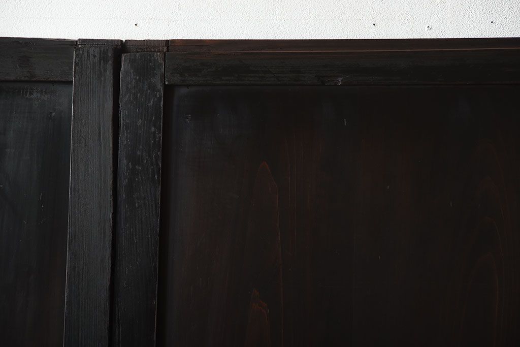 古民具・骨董　深い色味が風味溢れるアンティーク格子帯戸4枚セット(1)