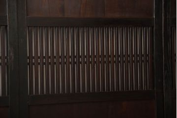 古民具・骨董　深い色味が風味溢れるアンティーク格子帯戸4枚セット(1)
