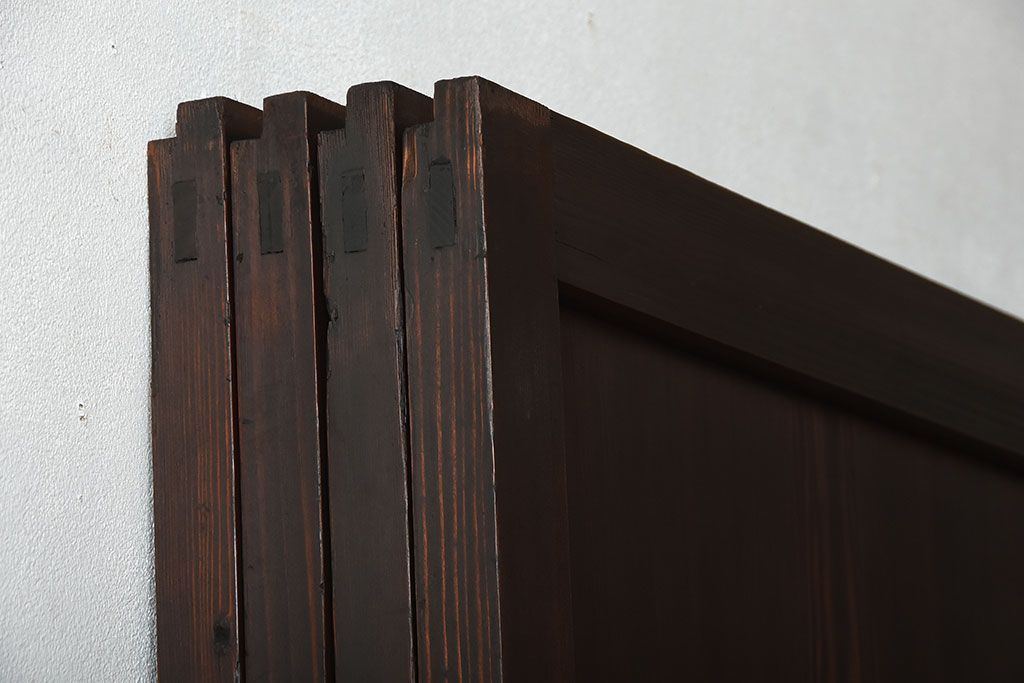 古民具・骨董　深い色味が風味溢れるアンティーク格子帯戸4枚セット(2)