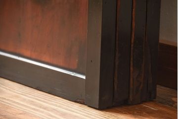 古民具・骨董　モダンなアンティーク板戸4枚セット(帯戸)