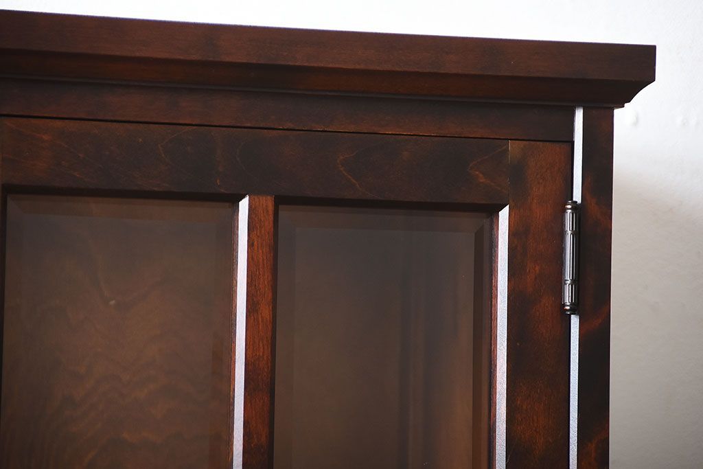 中古　北海道民芸家具　お洒落なカップボード