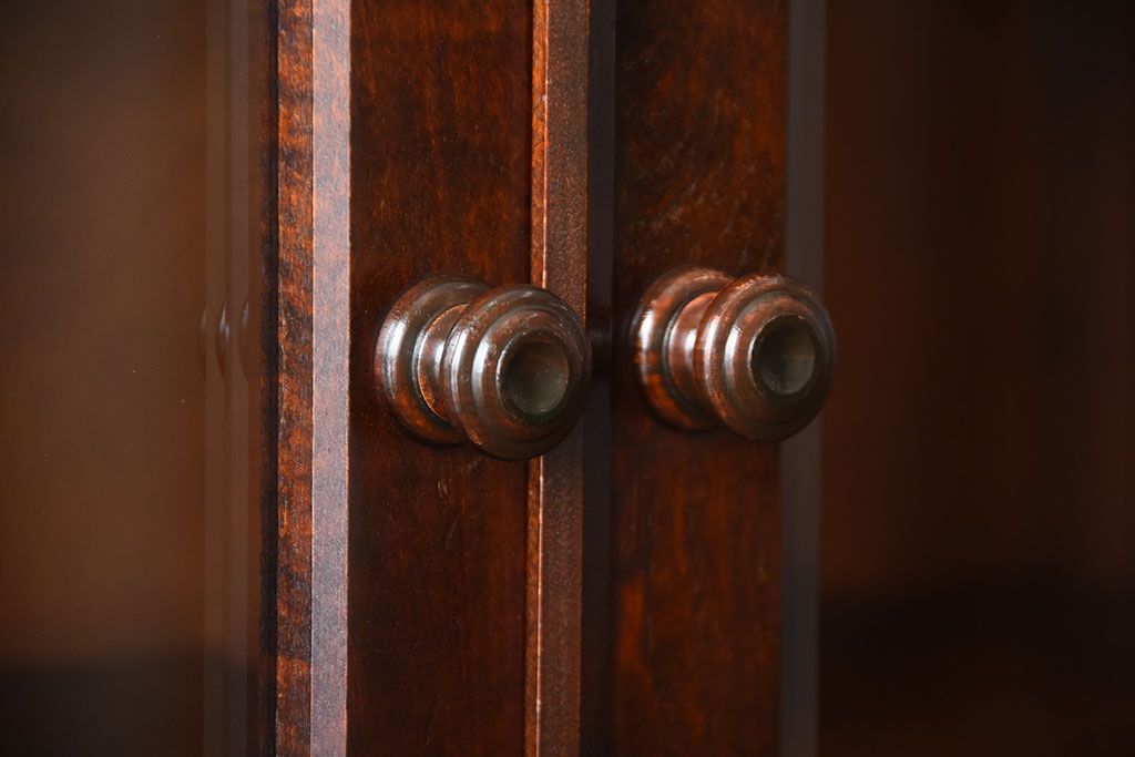 中古　北海道民芸家具　お洒落なカップボード