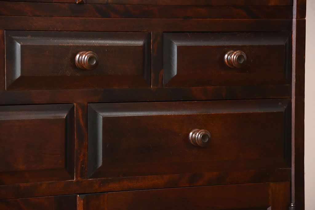 中古　北海道民芸家具　お洒落なカップボード