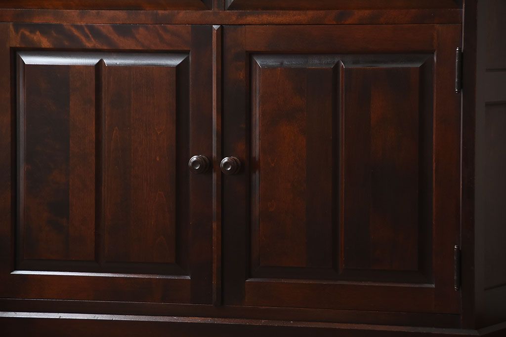 中古　北海道民芸家具　お洒落なカップボード