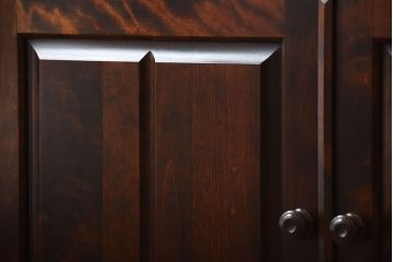 中古　北海道民芸家具　お洒落なカップボード