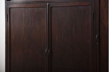 アンティーク家具　和製アンティーク　モールガラス入り!古い木製の大ぶりな収納棚