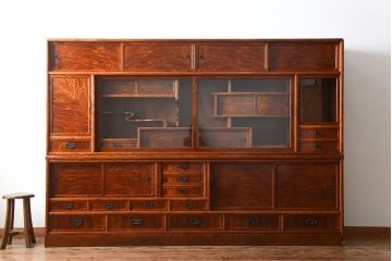 中古　特大サイズ!玉杢の極めて美しい最高級欅茶箪笥