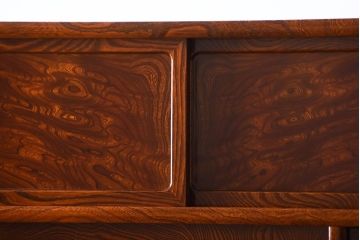 中古　特大サイズ!玉杢の極めて美しい最高級欅茶箪笥