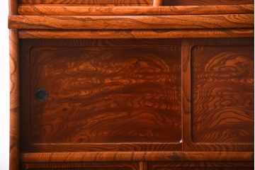 中古　特大サイズ!玉杢の極めて美しい最高級欅茶箪笥