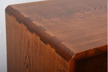 中古　特大サイズ!玉杢の極めて美しい最高級欅茶箪笥