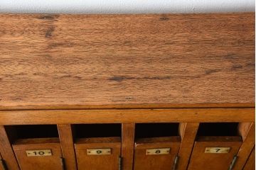 レトロ家具　和製アンティーク　番号付きがレトロかわいい　鍵付き傘立て