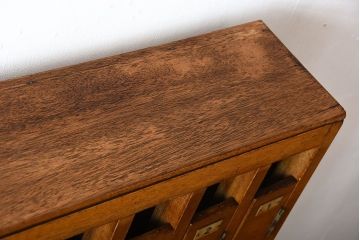 レトロ家具　和製アンティーク　番号付きがレトロかわいい　鍵付き傘立て