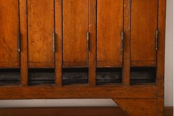 レトロ家具　和製アンティーク　番号付きがレトロかわいい　鍵付き傘立て