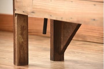 レトロ家具　和製アンティーク　番号付きがレトロかわいい　鍵付き傘立て