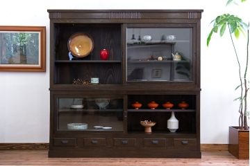 アンティーク家具　和製アンティーク　大正ロマン!落ち着いた雰囲気のガラス戸棚