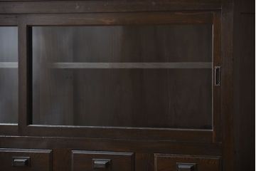 アンティーク家具　和製アンティーク　大正ロマン!落ち着いた雰囲気のガラス戸棚