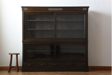 アンティーク家具　和製アンティーク　大正ロマン!落ち着いた雰囲気のガラス戸棚