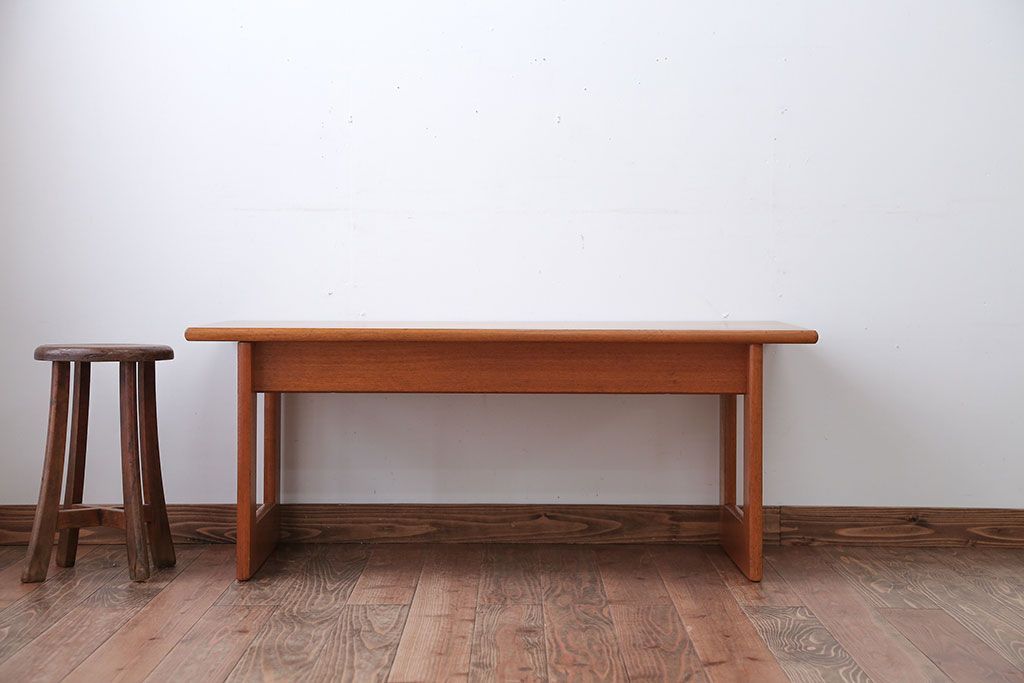 ブランド家具　富士ファニチア　ビンテージのセンターテーブル