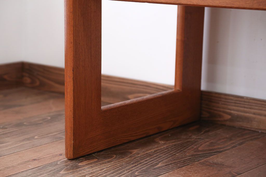 ブランド家具　富士ファニチア　ビンテージのセンターテーブル