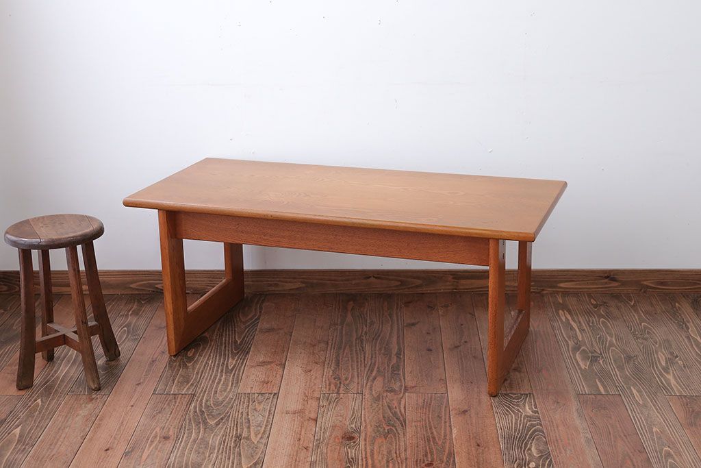 ブランド家具　富士ファニチア　ビンテージのセンターテーブル