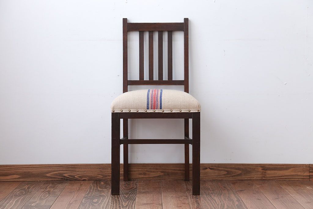 アンティーク家具　和製アンティーク　アンティークリネン座面!シンプルなダイニングチェア