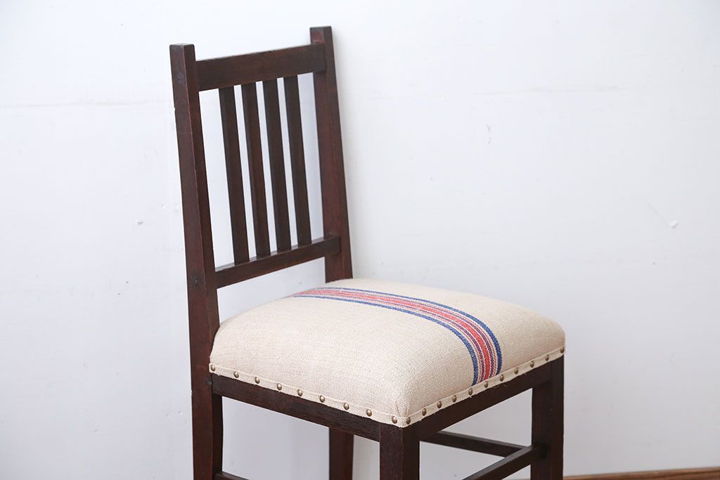 アンティーク家具　和製アンティーク　アンティークリネン座面!シンプルなダイニングチェア