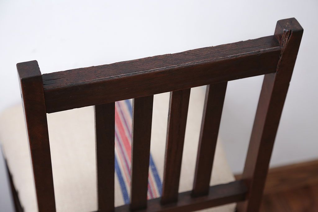 アンティーク家具　和製アンティーク　アンティークリネン座面!シンプルなダイニングチェア