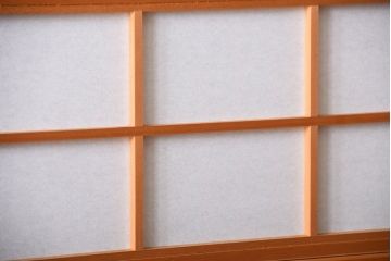 中古美品　木味を楽しめる美しさ　檜・杉材の高級格子戸2枚セット