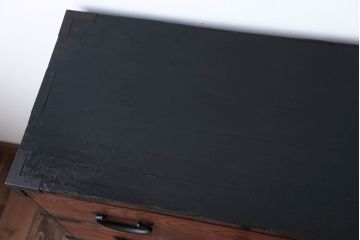 アンティーク家具　古民具・骨董　前面欅材のアンティーク衣装箪笥