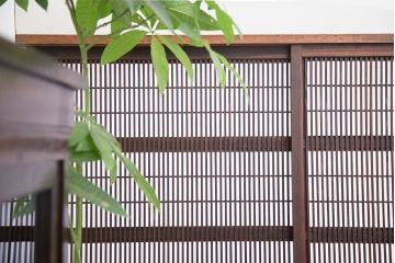古民具・骨董　腰板欅材!裏障子付き格子戸4枚セット