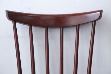 中古　秋田木工　レトロなスピンドルチェア(ダイニングチェア)2脚セット