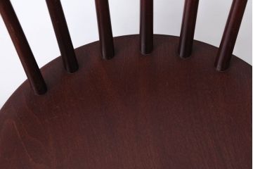 中古　秋田木工　レトロなスピンドルチェア(ダイニングチェア)(1)