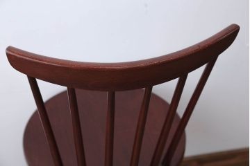中古　秋田木工　レトロなスピンドルチェア(ダイニングチェア)(1)