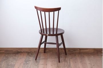 中古　秋田木工　レトロなスピンドルチェア(ダイニングチェア)(2)