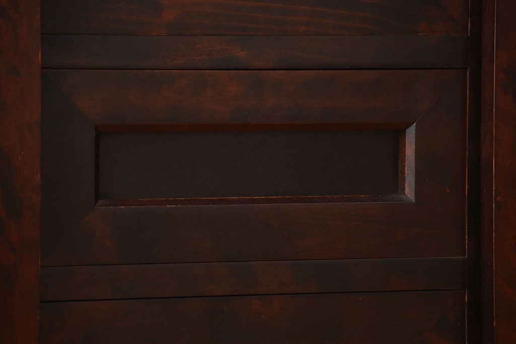 中古　北海道民芸家具　シックな脚付きサイドボード(2)