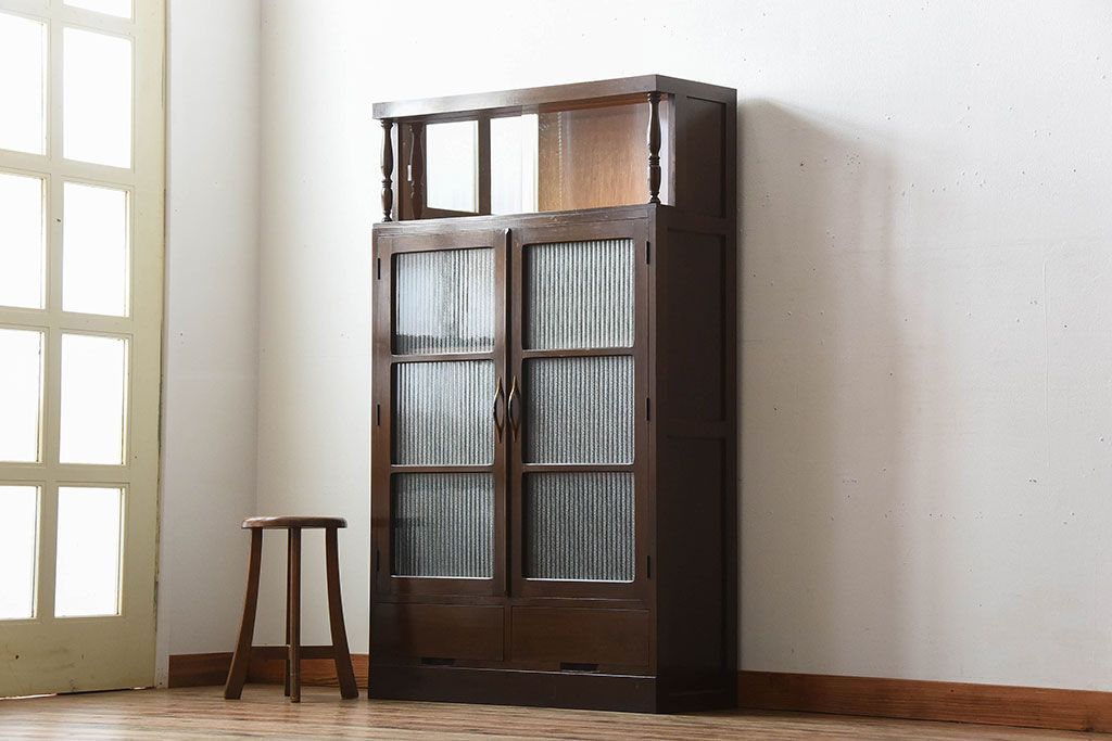 アンティーク家具　和製アンティーク　モールガラス入り!上品なアンティーク本箱