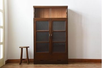 アンティーク家具　和製アンティーク　モールガラス入り!上品なアンティーク本箱