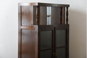 アンティーク家具　和製アンティーク　モールガラス入り!上品なアンティーク本箱