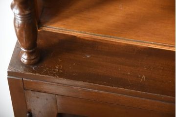 アンティーク家具　和製アンティーク　モールガラス入り!上品なアンティーク本箱