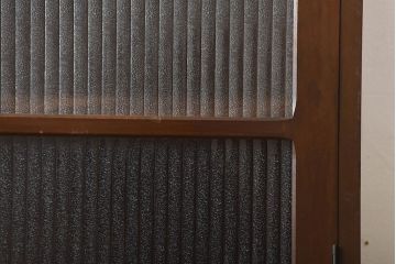 アンティーク家具　和製アンティーク　モールガラス入り!上品なアンティーク本箱