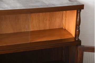 アンティーク家具　和製アンティーク　モールガラス入り!上品なアンティーク本箱