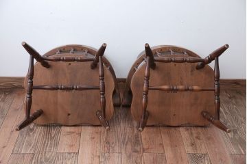 中古　飛騨産業　キツツキマーク　穂高　アームチェア(キャプテンチェア)2脚セット