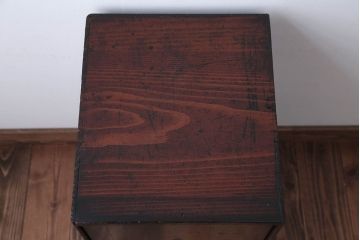 アンティーク家具　和製アンティーク　倹飩(けんどん)式扉の小物収納用木製戸棚