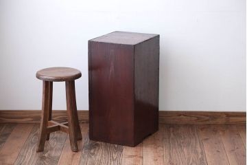 アンティーク家具　和製アンティーク　倹飩(けんどん)式扉の小物収納用木製戸棚